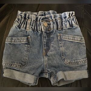 {Gap}-Size: 3T-Just Like Mom Jean Shorts
